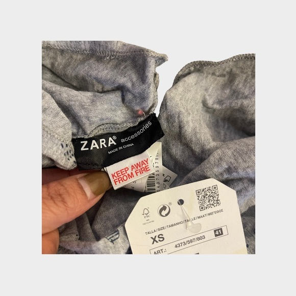 Zara Gray Winter Wonderland Infinity Scarf - Picture 2 of 4